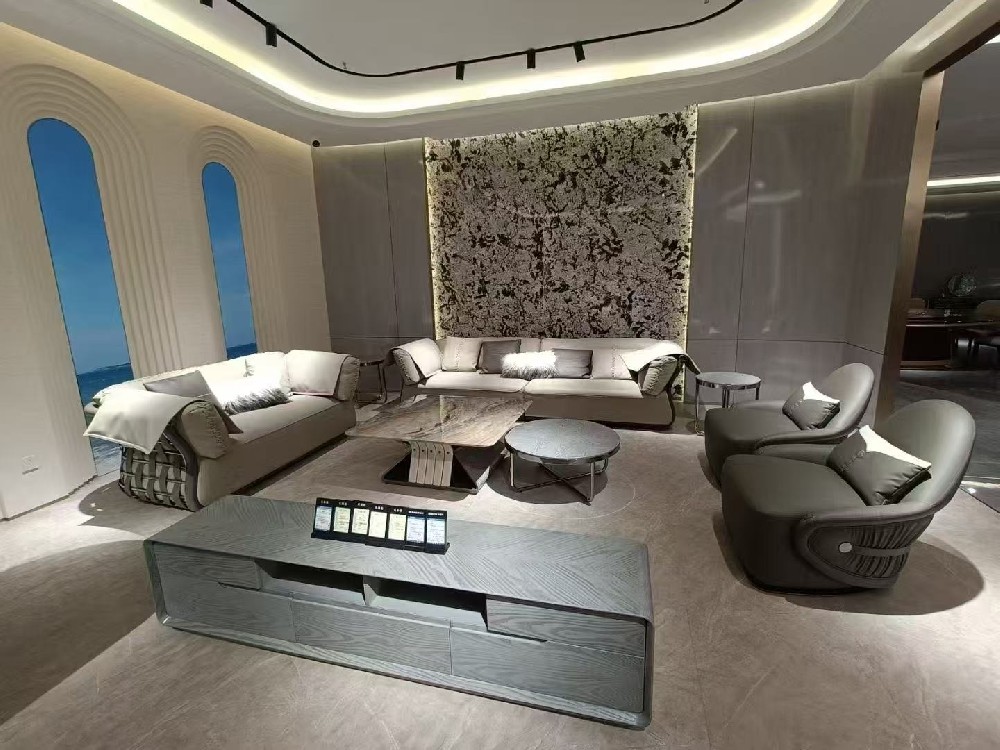 Cultural game theory of high-end furniture